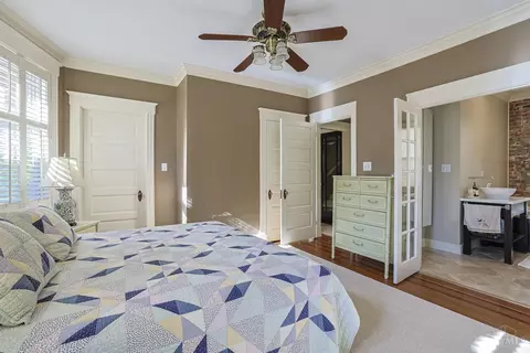 Bedroom - 1704 Mcmillan St, Cincinnati, OH 45206 photo 2 of 7