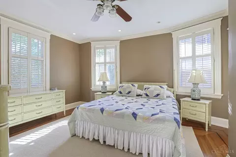 Bedroom - 1704 Mcmillan St, Cincinnati, OH 45206 photo 1 of 7
