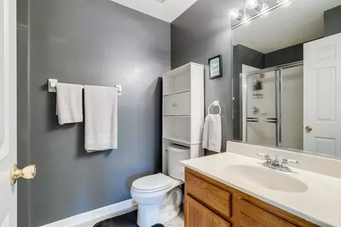Bath - 12181 Regency Run Ct, Cincinnati, OH 45240 photo 1 of 3