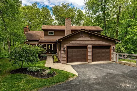 3631 Pamajera Dr, Oxford, OH 45056