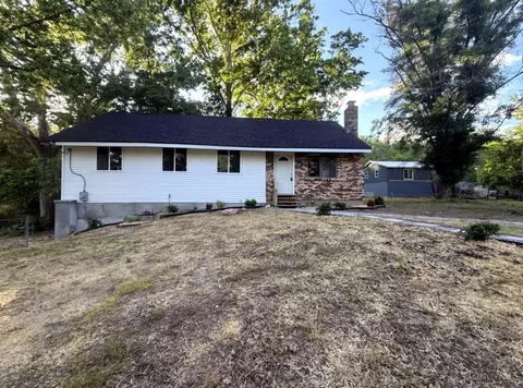 8547 Davis Rd, Maineville, OH 45039