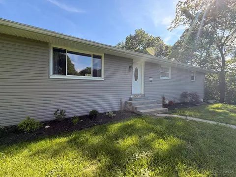 Exterior - 7205 Linn Rd, Liberty Township, OH 45044 photo 2 of 5