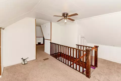 Entry Way - 1818 Dalewood Pl, Cincinnati, OH 45237 photo 2 of 2