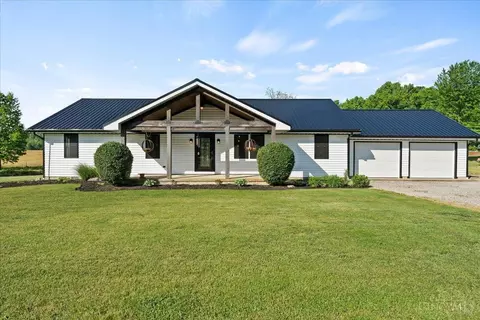 1003 Cross Rd, Winchester, OH 45697