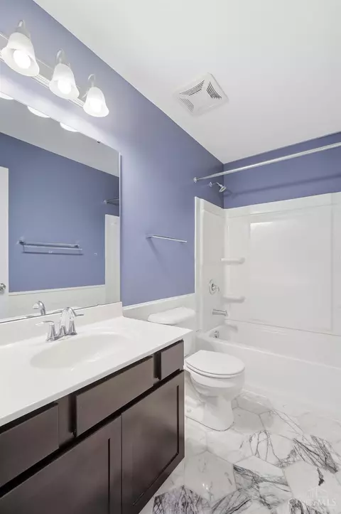 Bath - 5752 Rhode Island Ave, Cincinnati, OH 45237 photo 7 of 8