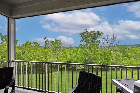 Exterior - 7302 Bridge Point Dr, Cincinnati, OH 45248 photo 6 of 11