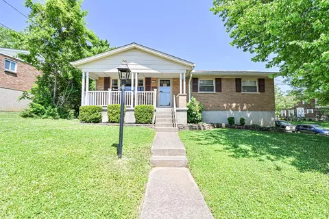 5460 Starcrest Dr, Cincinnati, OH 45238