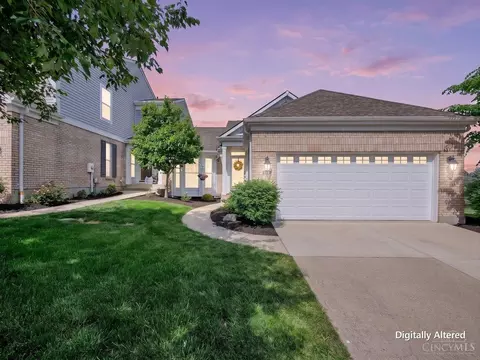 4120 Village Dr, Mason, OH 45040