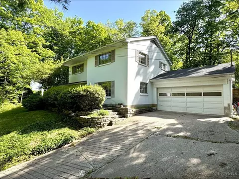 7034 Bridges Rd, Anderson Twp, OH 45230