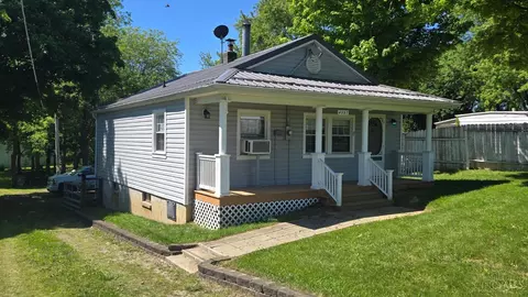 4997 St Rt 350 W, Wilmington, OH 45177