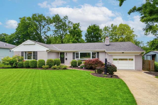 345 Fleming Rd, Wyoming, OH 45215