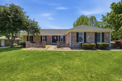 6157 Todhunter Rd, Middletown, OH 45044