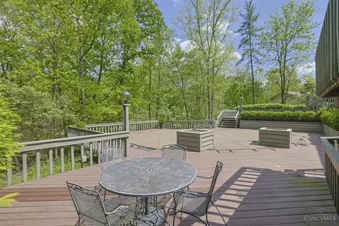 Exterior - 26 Trailbridge Dr, Blue Ash, OH 45241 photo 15 of 16