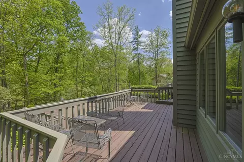 Exterior - 26 Trailbridge Dr, Blue Ash, OH 45241 photo 4 of 16