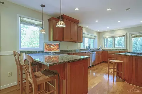 Kitchen - 26 Trailbridge Dr, Blue Ash, OH 45241 photo 1 of 4