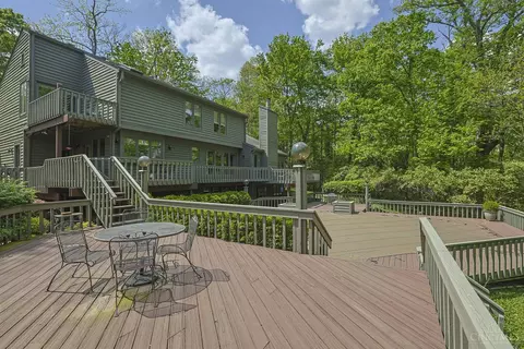 Exterior - 26 Trailbridge Dr, Blue Ash, OH 45241 photo 14 of 16