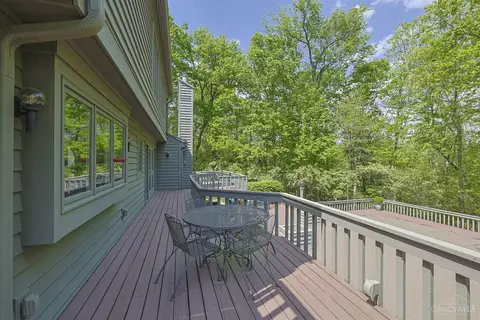 Exterior - 26 Trailbridge Dr, Blue Ash, OH 45241 photo 3 of 16