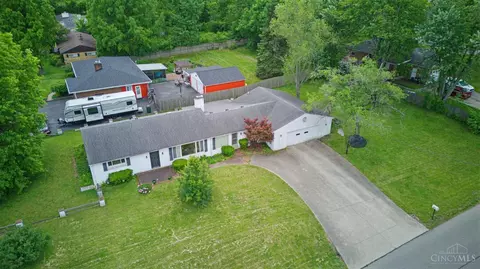 View/Area - 911 Lakeside Dr, Cincinnati, OH 45231 photo 1 of 6