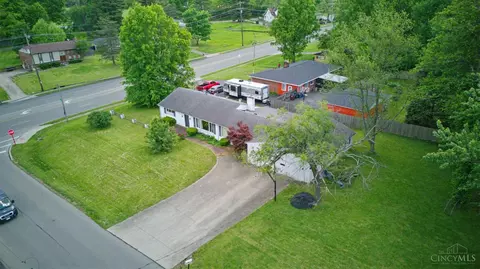 View/Area - 911 Lakeside Dr, Cincinnati, OH 45231 photo 3 of 6
