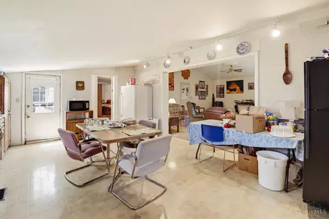Dining - 911 Lakeside Dr, Cincinnati, OH 45231 photo 1 of 2