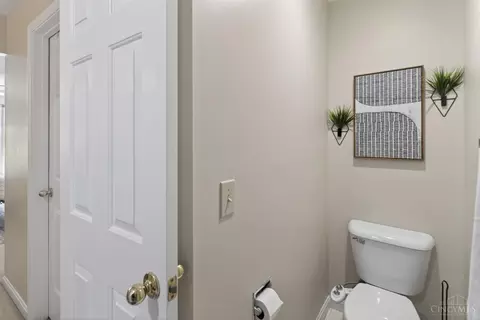 Bath - 170 Palisades Pointe, Cincinnati, OH 45238 photo 3 of 6