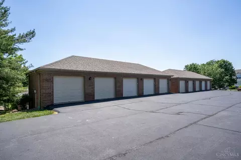 Exterior - 170 Palisades Pointe, Cincinnati, OH 45238 photo 2 of 5