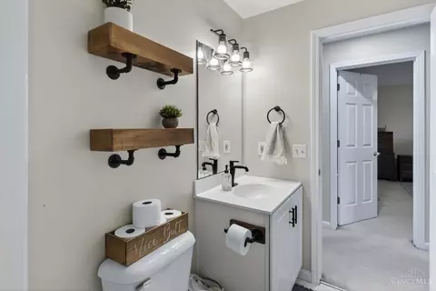 Bath - 170 Palisades Pointe, Cincinnati, OH 45238 photo 6 of 6