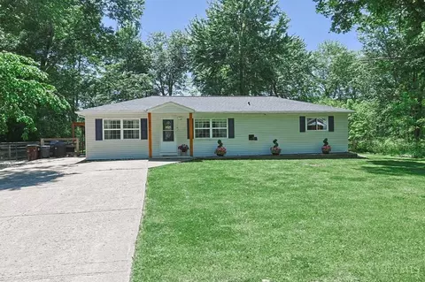 2296 Wilshire Cir, Goshen, OH 45122