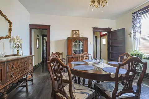 Dining - 1915 Fork Rd, Cincinnati, OH 45223 photo 1 of 3