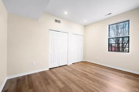 Bedroom - 422 Clark St, Cincinnati, OH 45203 photo 1 of 3