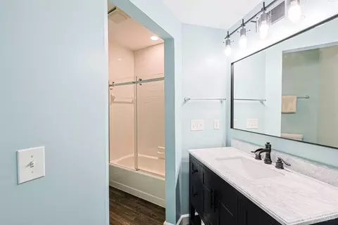 Bath - 10375 Carriage Trl, Cincinnati, OH 45242 photo 10 of 10