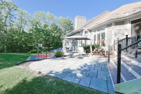 Exterior - 10375 Carriage Trl, Cincinnati, OH 45242 photo 8 of 18