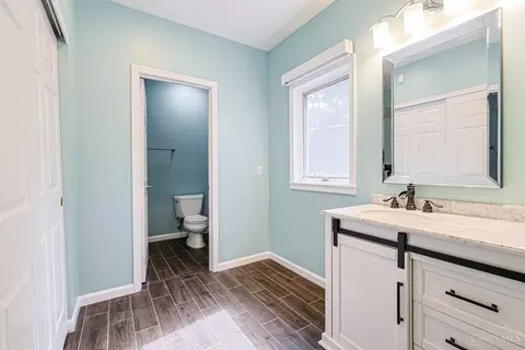 Bath - 10375 Carriage Trl, Cincinnati, OH 45242 photo 8 of 10