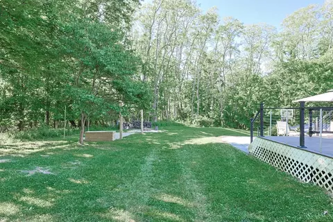 Exterior - 10375 Carriage Trl, Cincinnati, OH 45242 photo 11 of 18