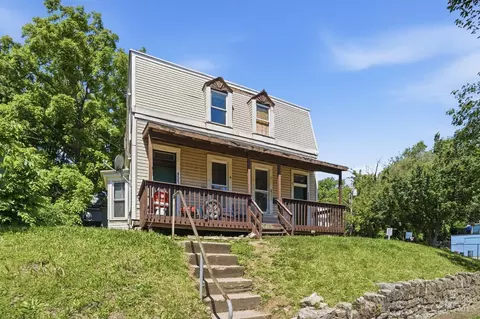4569 Edgewood Ave, Cincinnati, OH 45232