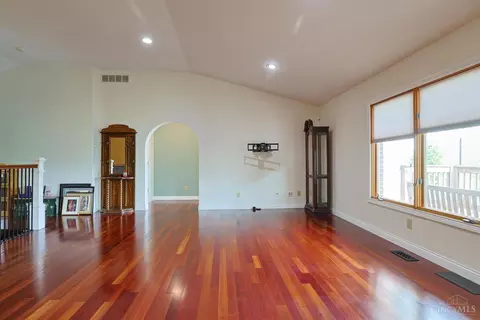 Living - 5972 W Fork Rd, Cincinnati, OH 45247 photo 1 of 6