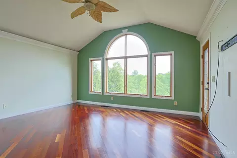 Living - 5972 W Fork Rd, Cincinnati, OH 45247 photo 3 of 6