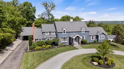 338 Compton Hills Dr, Wyoming, OH 45215