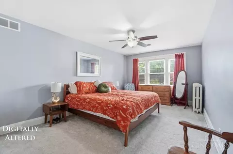 Bedroom - 1021 Overlook Ave, Cincinnati, OH 45238 photo 5 of 5