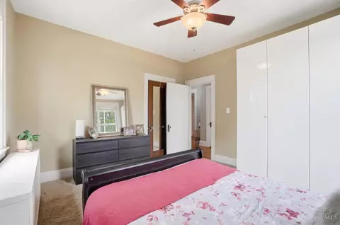 Bedroom - 1021 Overlook Ave, Cincinnati, OH 45238 photo 4 of 5