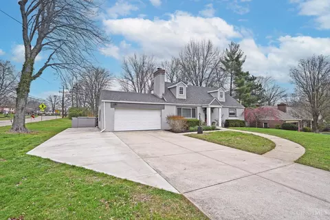 Exterior - 10178 Zig Zag Rd, Blue Ash, OH 45242 photo 2 of 12