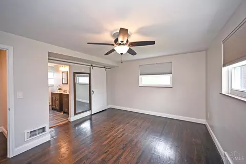 Bedroom - 10178 Zig Zag Rd, Blue Ash, OH 45242 photo 3 of 12