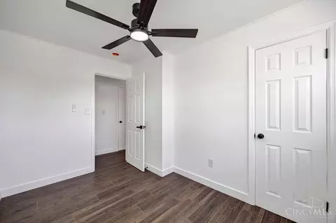 Bedroom - 9 Cherokee Dr, Hamilton, OH 45013 photo 3 of 8