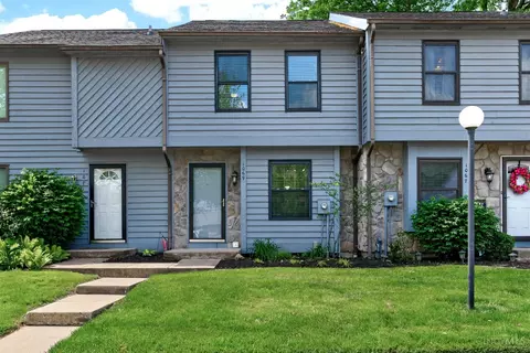 1069 Crisfield Dr, Cincinnati, OH 45245