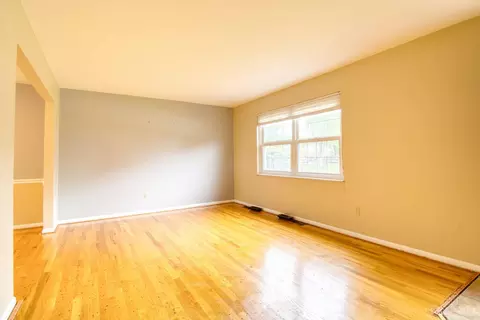 Living - 1667 Clemson Cir, Cincinnati, OH 45255 photo 1 of 7