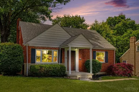 8465 Mockingbird Ln, Cincinnati, OH 45231