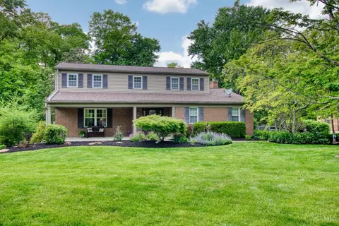 2434 Concordgreen Dr, Cincinnati, OH 45244