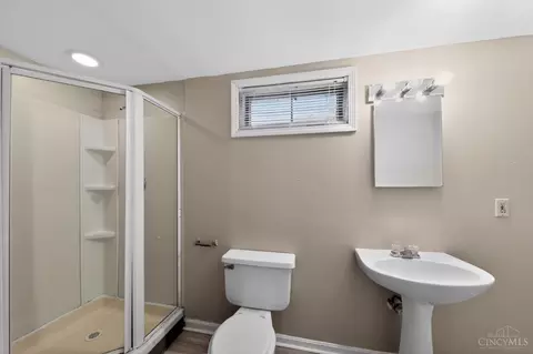 Bath - 171 Brookhaven Ave, Woodlawn, OH 45215 photo 1 of 2