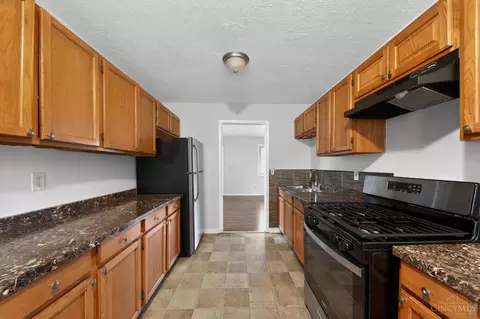 Kitchen - 171 Brookhaven Ave, Woodlawn, OH 45215 photo 4 of 4