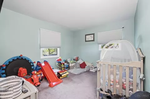 Bedroom - 9671 Wildbrook Ln, Cincinnati, OH 45231 photo 6 of 6